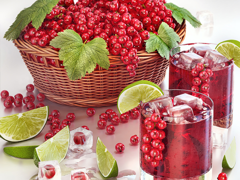 berry fruit drink