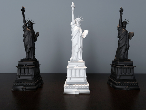 American Statue of Liberty Sculpture