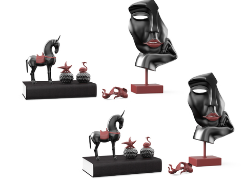 Modern Mutilated Mask Horse Ornaments