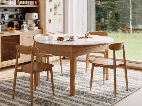 Log-style dining tables and chairs