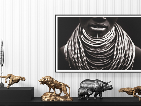 Modern jewelry animal sculpture lion leopard