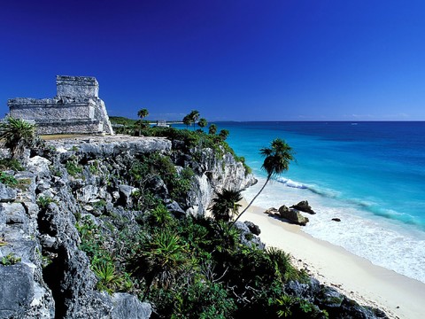 blue sea and blue sky