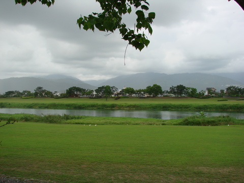 outdoor park lawn cloudy outdoor view