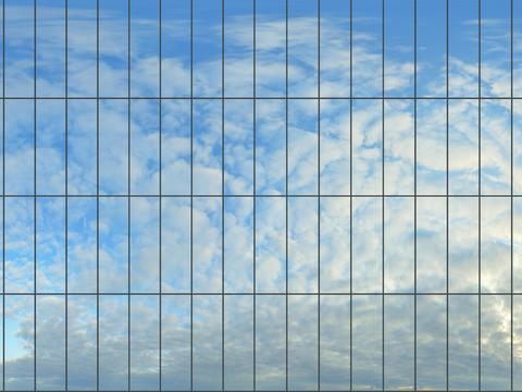 Curtain wall_glass facade_with cloud