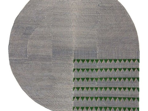 Round carpet