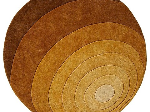 Round carpet