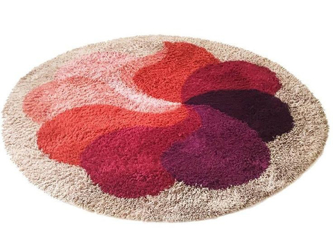 Round carpet