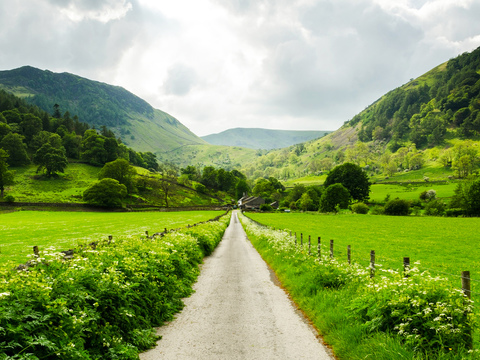 Modern Sunny Day Natural Landscape Exterior Sky Exterior