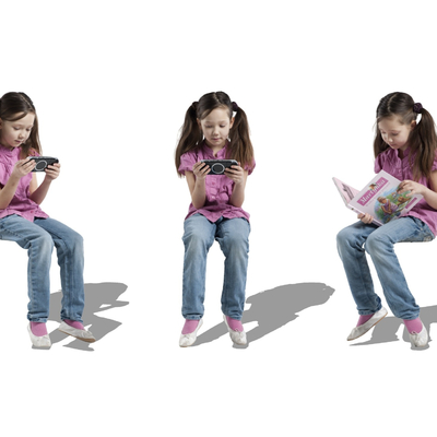 European-style Sitting Little Girl