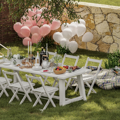 Country Courtyard Garden