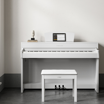 YAMAHA WHITE PIANO