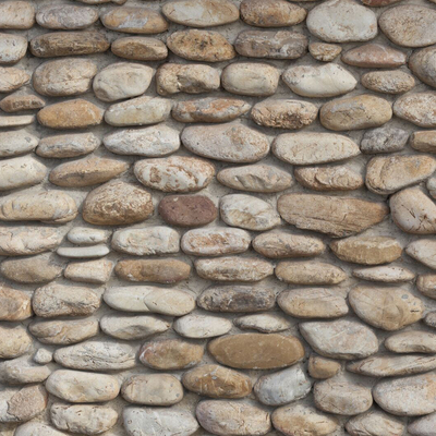 Stone-embedded cobblestone stone wall