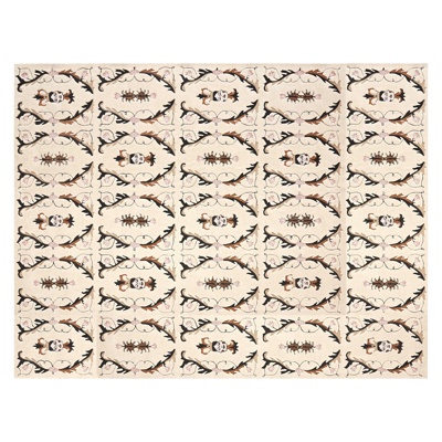 Beige printed carpet